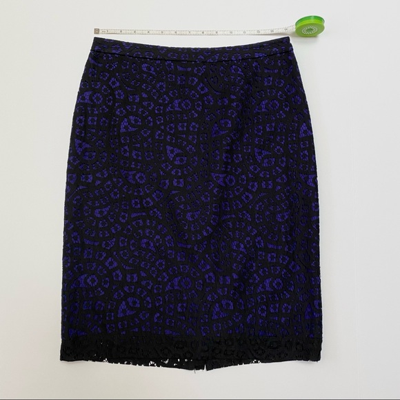 Banana Republic Factory Black Lace Pencil Skirt: size 2 - Picture 6 of 6